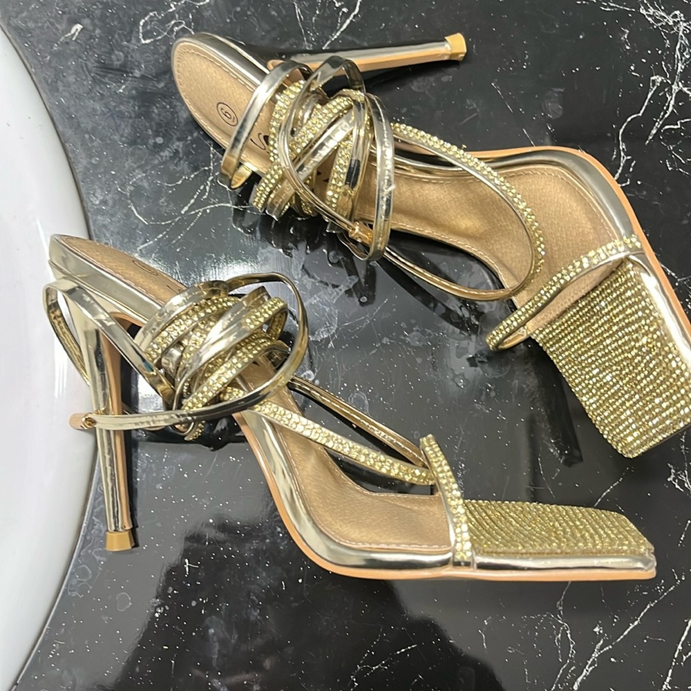 Metallic Jeweled Detail Wrap Around Ankle Heals